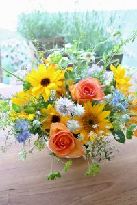 お誕生日アレンジメント｜「アライ花店」　（山形県山形市の花キューピット加盟店 花屋）のブログ